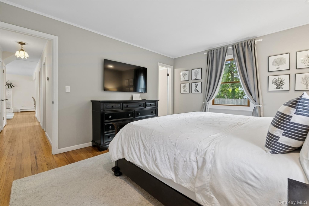 1181 Fireplace Rd - Photo 18