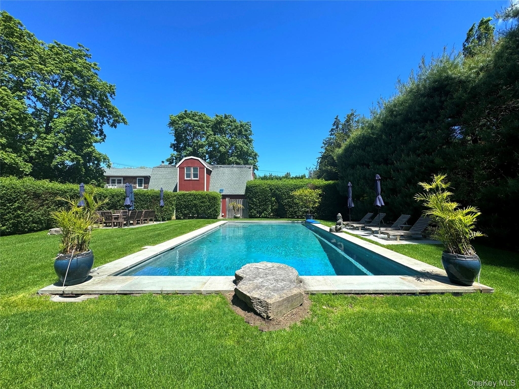 198 South Country Road - Photo 0