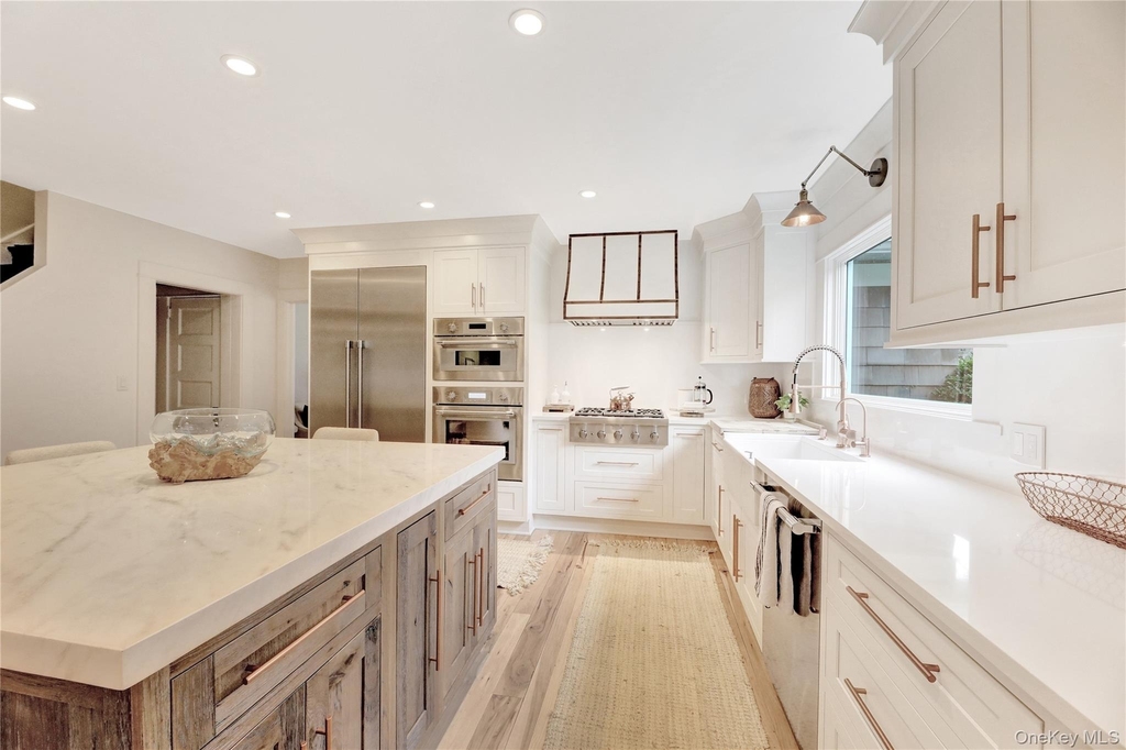 198 South Country Road - Photo 11