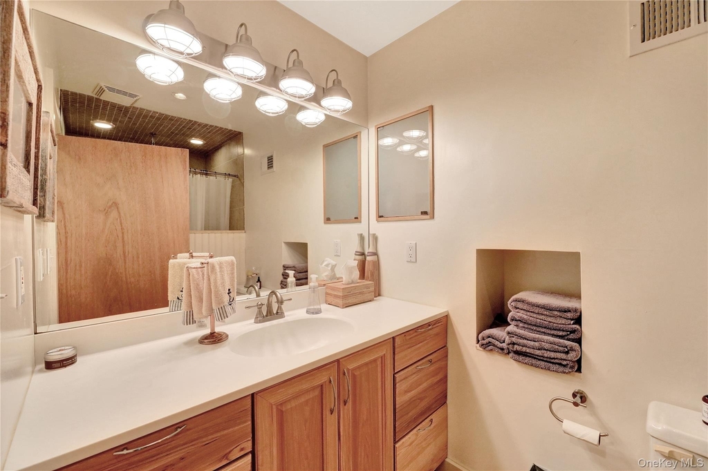 198 South Country Road - Photo 33