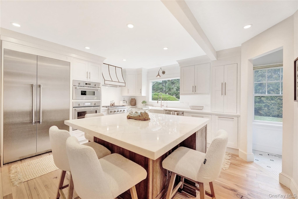 198 South Country Road - Photo 10