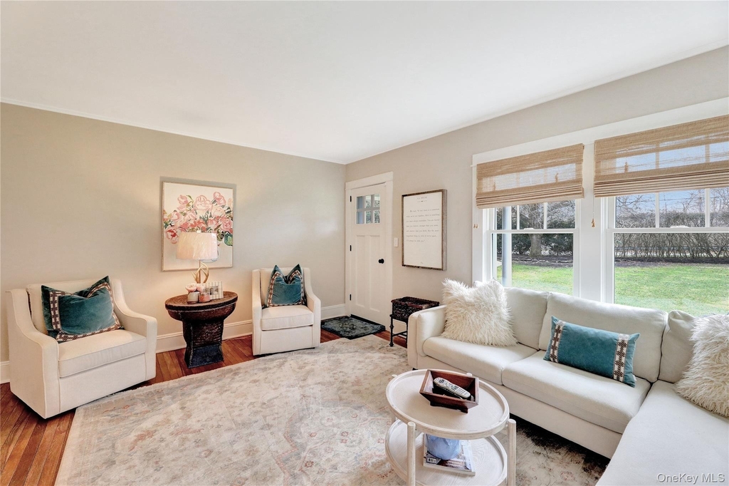198 South Country Road - Photo 8