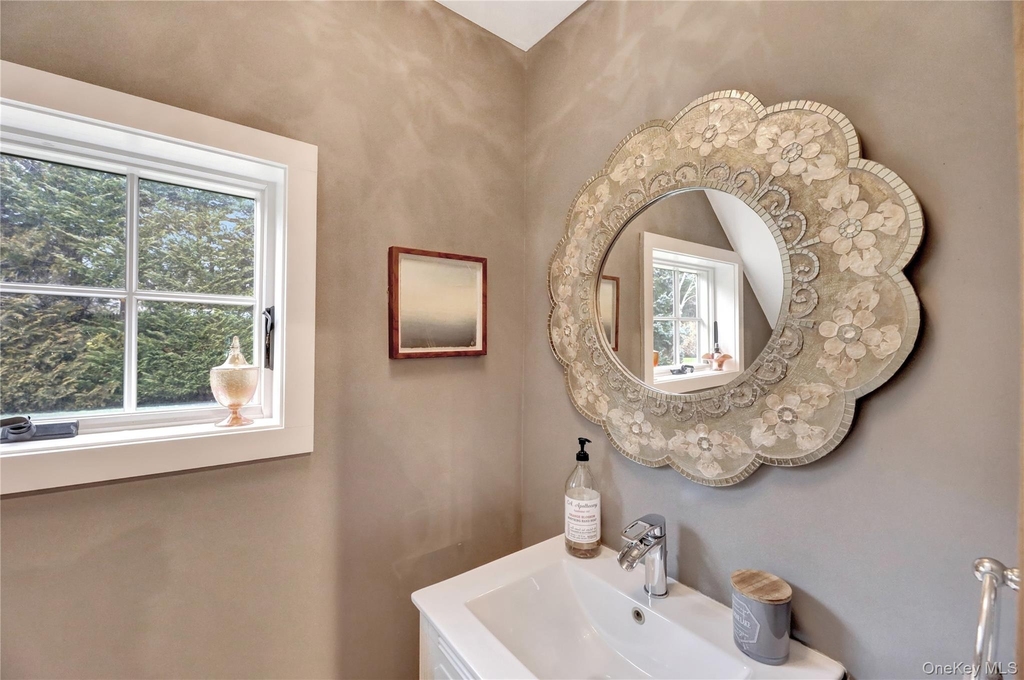 198 South Country Road - Photo 29