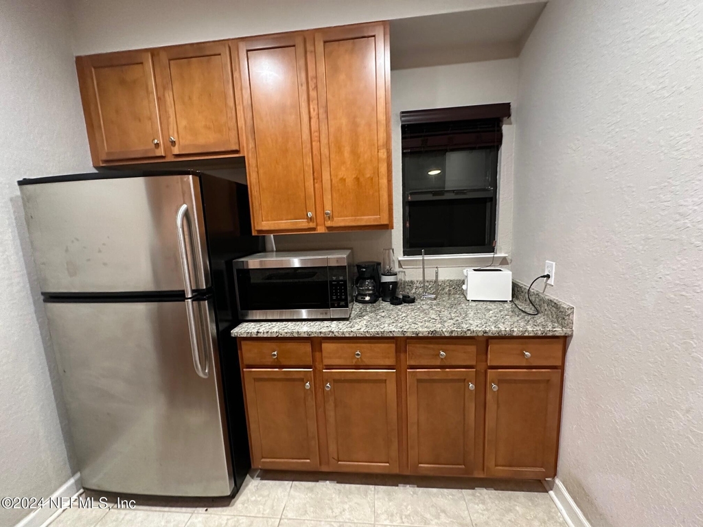 439 Midway Street - Photo 7