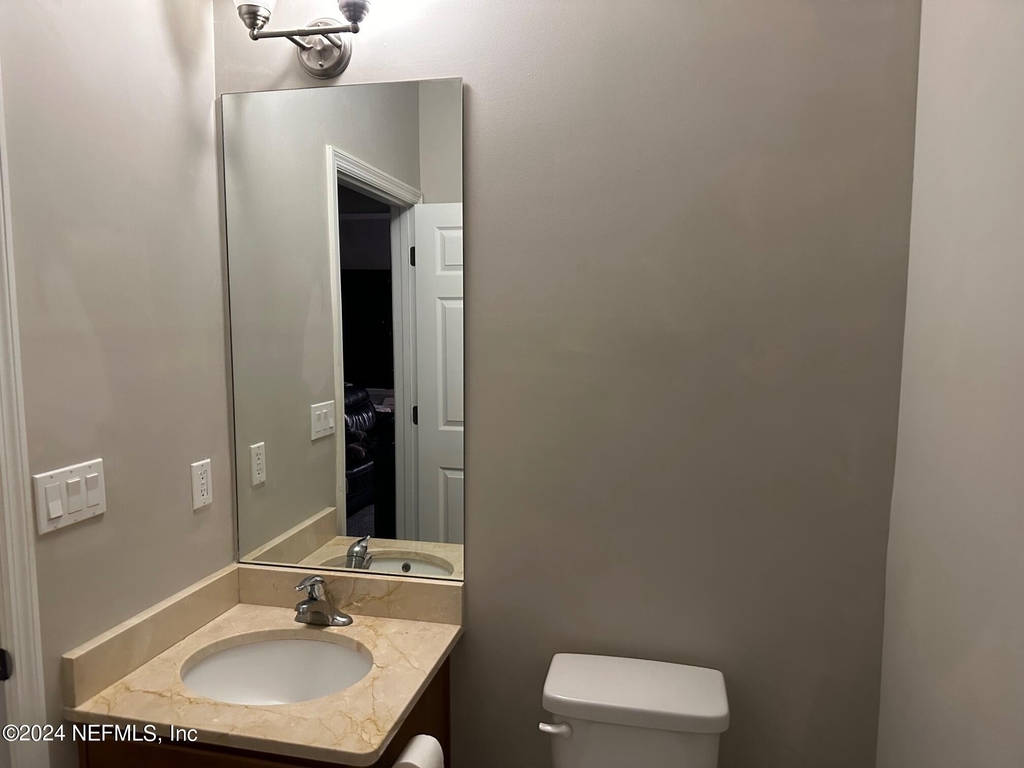 439 Midway Street - Photo 3