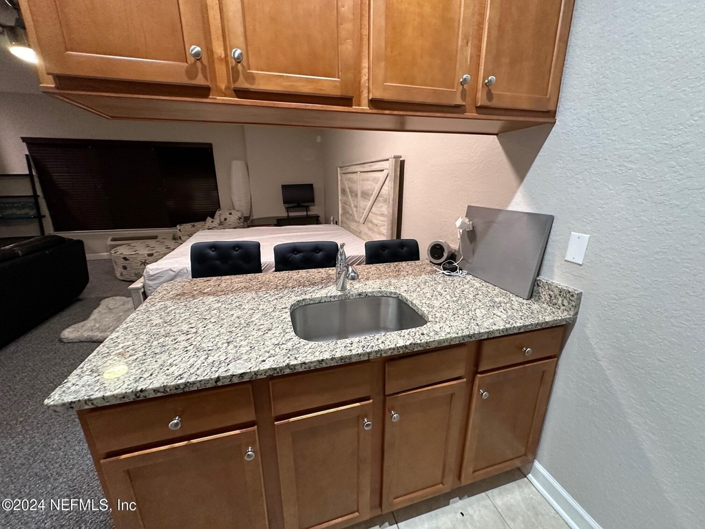 439 Midway Street - Photo 8