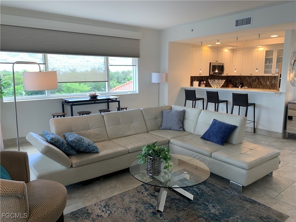 2090 W First Street - Photo 3