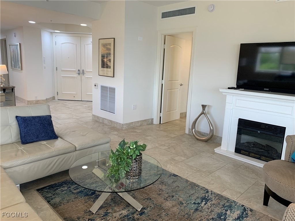 2090 W First Street - Photo 8