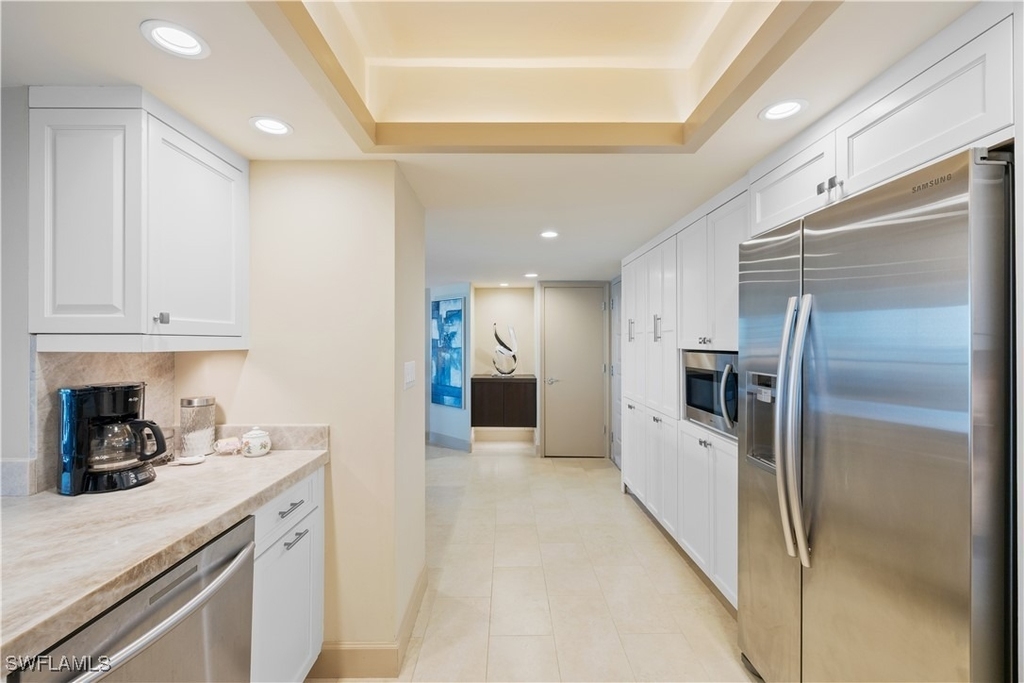 4651 Gulf Shore Boulevard N - Photo 12
