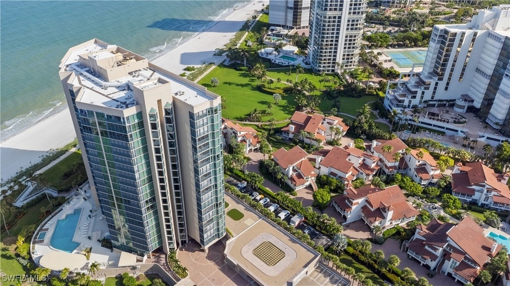 4651 Gulf Shore Boulevard N - Photo 39