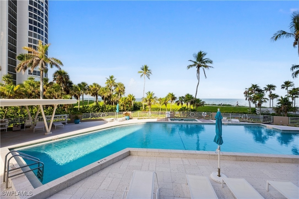 4651 Gulf Shore Boulevard N - Photo 37