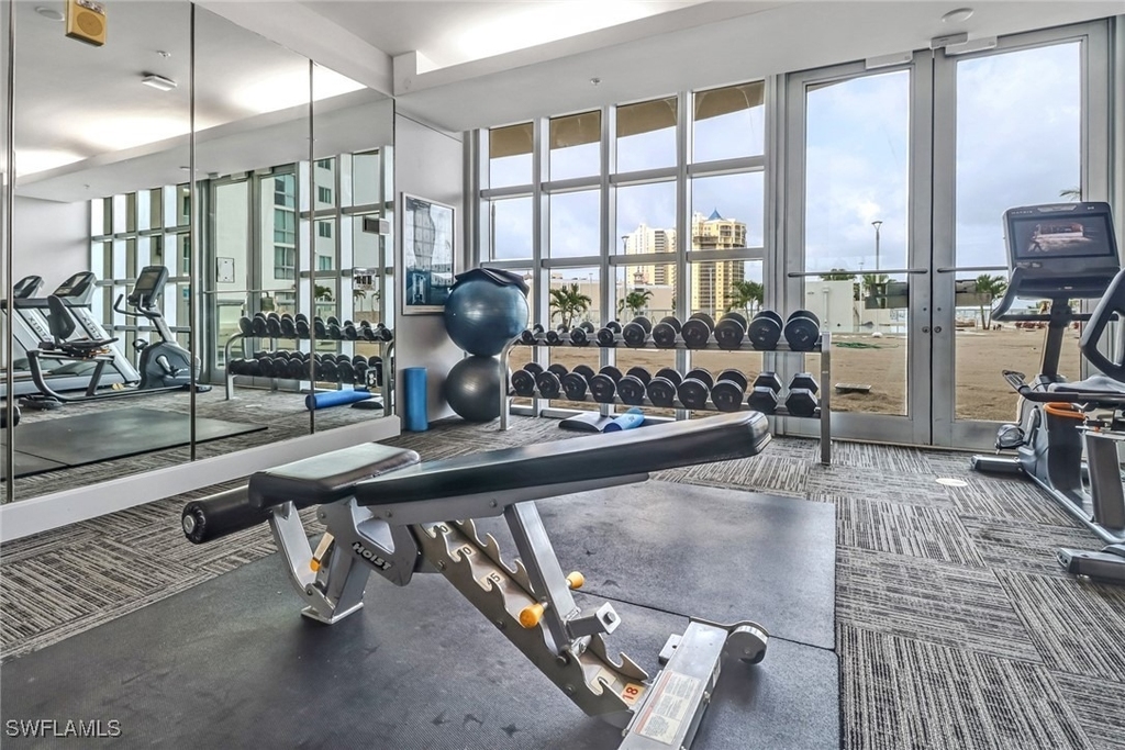 3000 Oasis Grand Boulevard - Photo 45