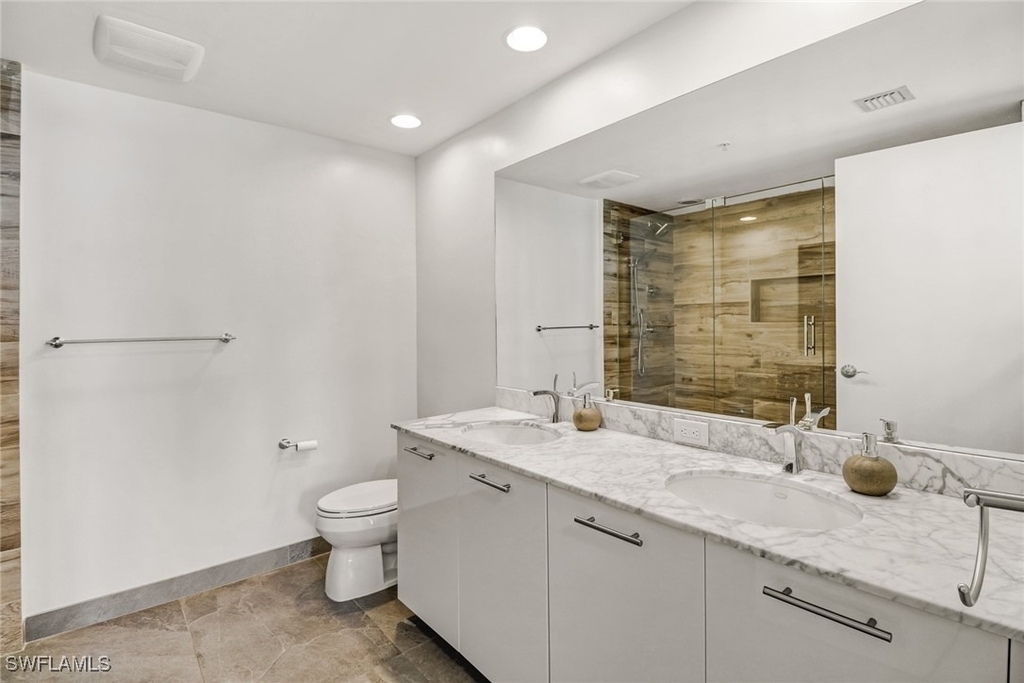 3000 Oasis Grand Boulevard - Photo 19