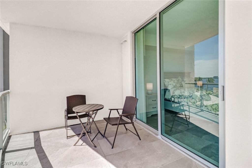 3000 Oasis Grand Boulevard - Photo 24