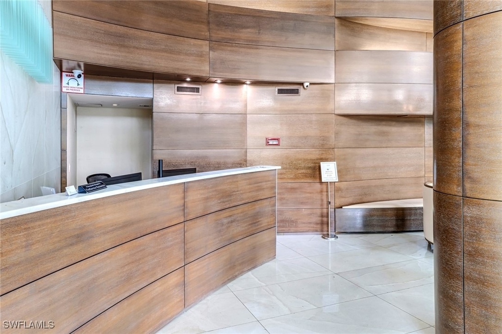 3000 Oasis Grand Boulevard - Photo 34