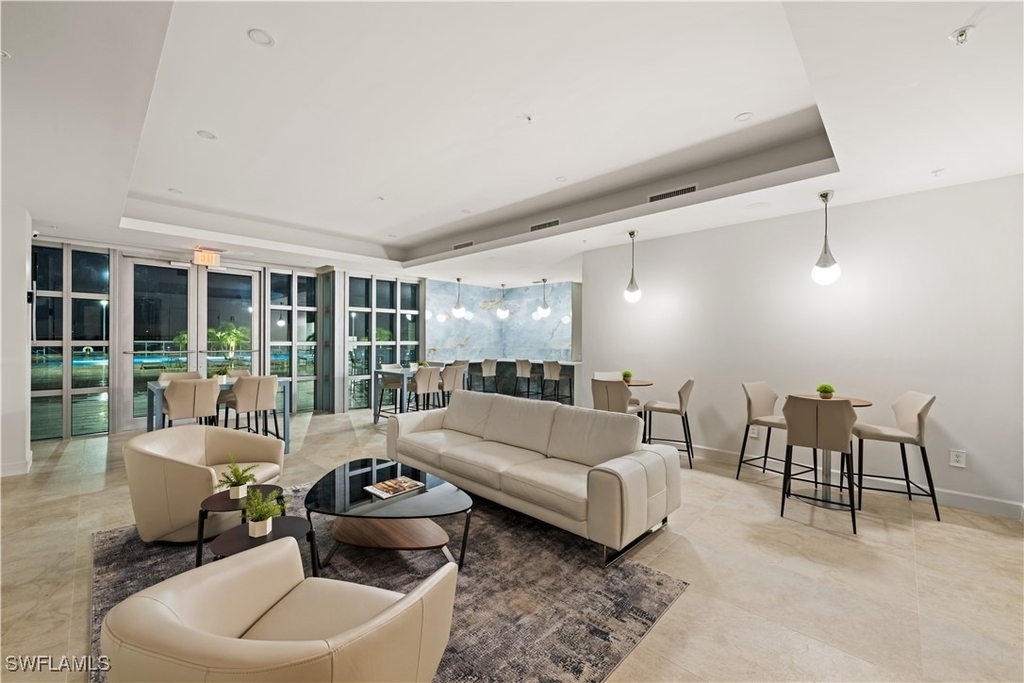 3000 Oasis Grand Boulevard - Photo 35
