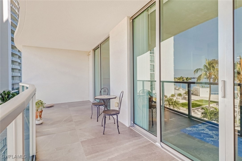 3000 Oasis Grand Boulevard - Photo 26