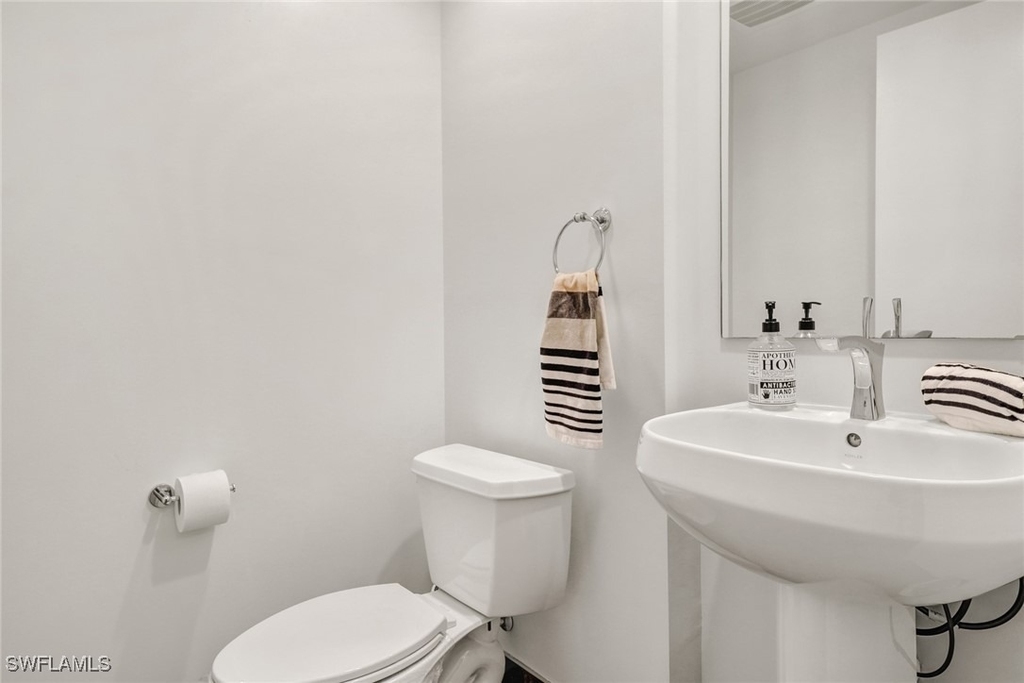 3000 Oasis Grand Boulevard - Photo 12