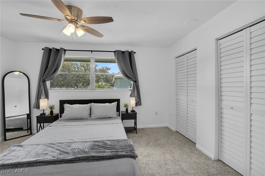 3225 E Riverside Drive - Photo 10