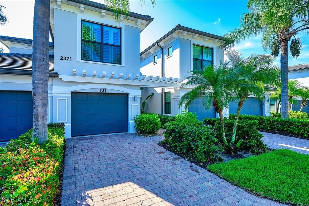 2371 Ravenna Boulevard - Photo 1