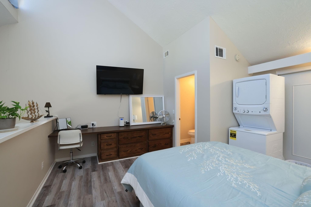 12600 Melville Drive - Photo 14