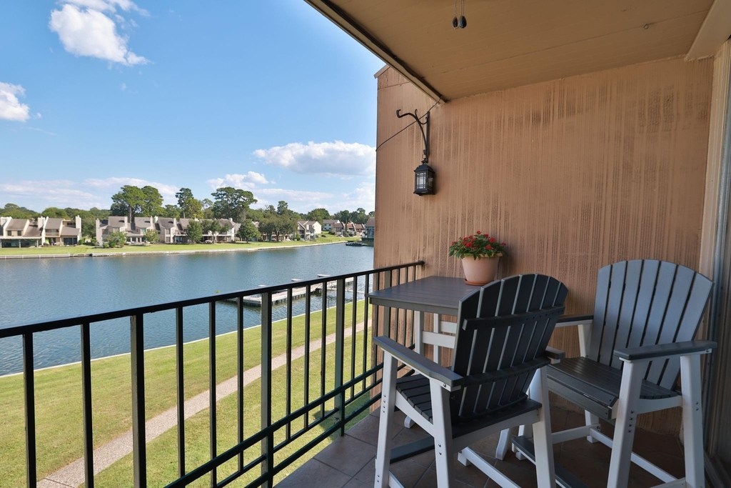 12600 Melville Drive - Photo 1