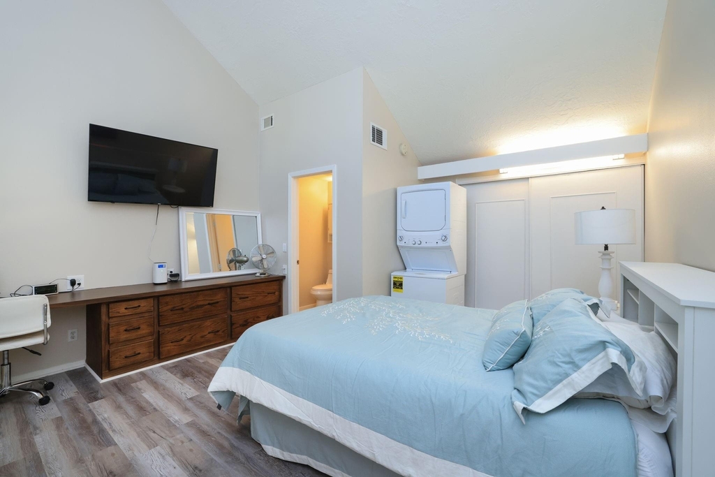 12600 Melville Drive - Photo 13