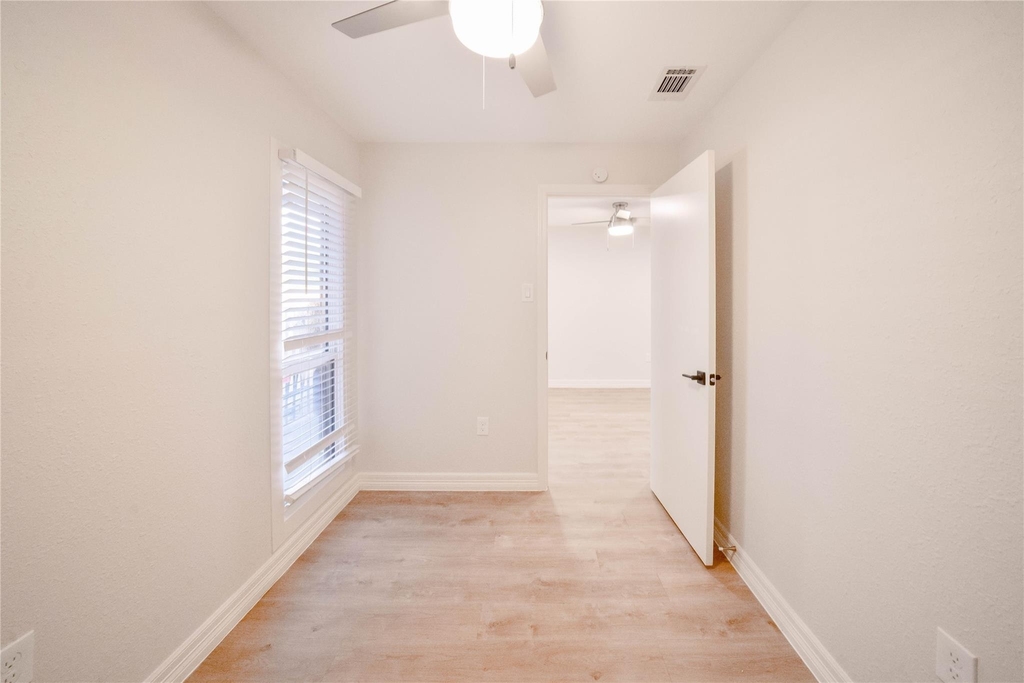 2703 Mason Street - Photo 6