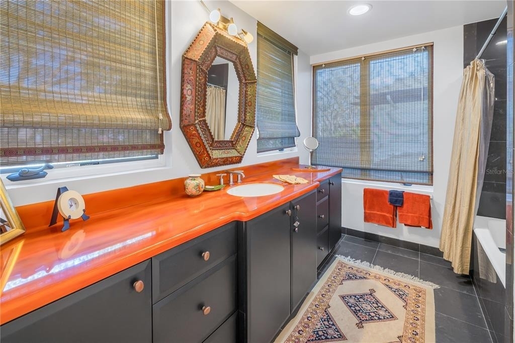 838 Monterey Boulevard Ne - Photo 21