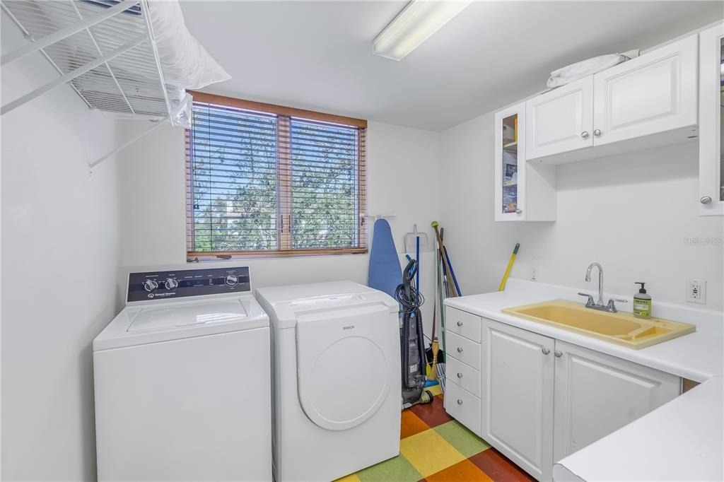838 Monterey Boulevard Ne - Photo 33