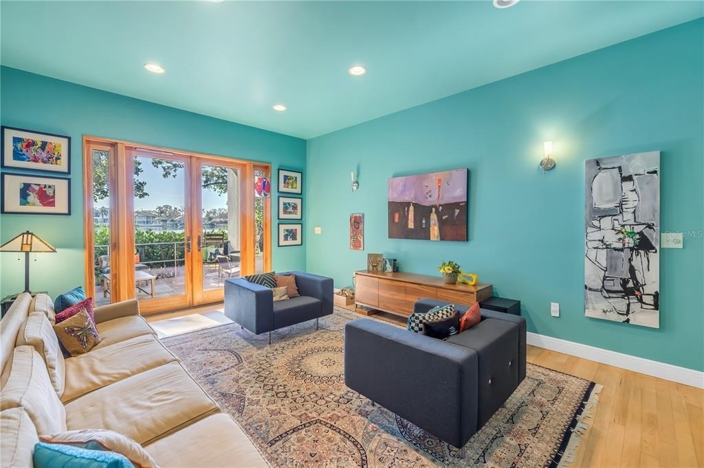 838 Monterey Boulevard Ne - Photo 11