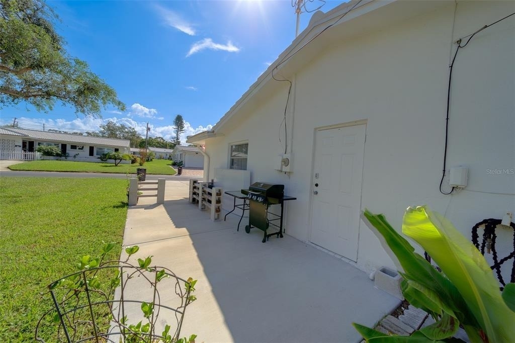 9262 140th Lane - Photo 43
