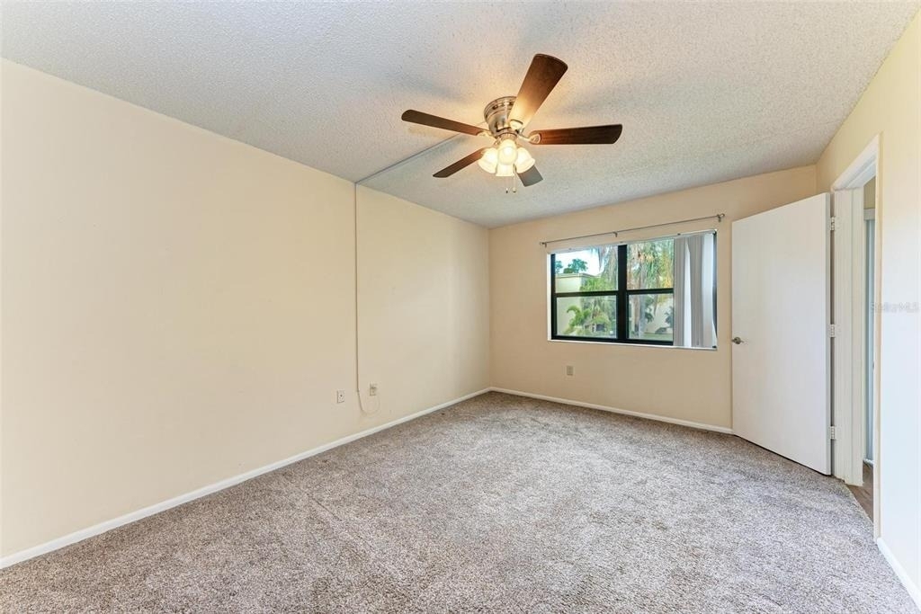 305 30th Avenue W - Photo 20