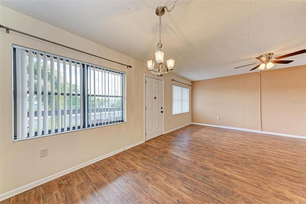 305 30th Avenue W - Photo 4