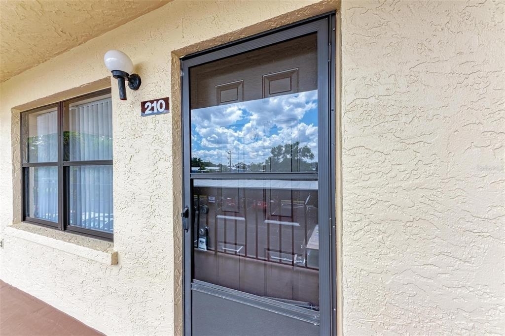 305 30th Avenue W - Photo 0