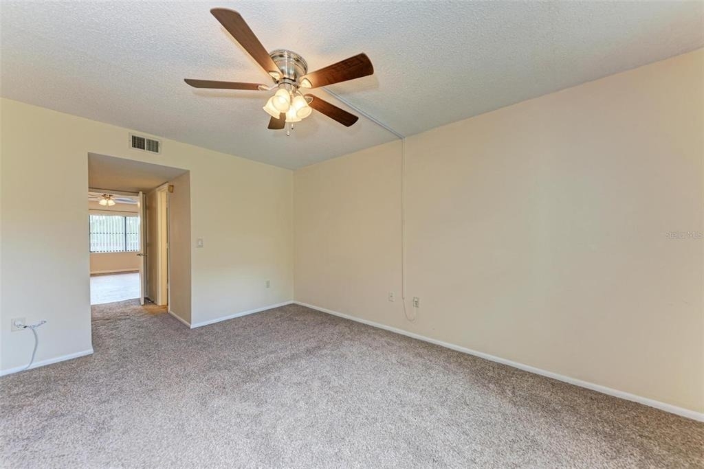 305 30th Avenue W - Photo 21