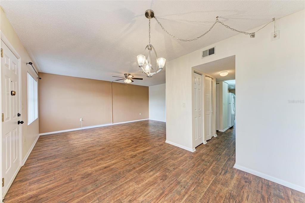 305 30th Avenue W - Photo 2