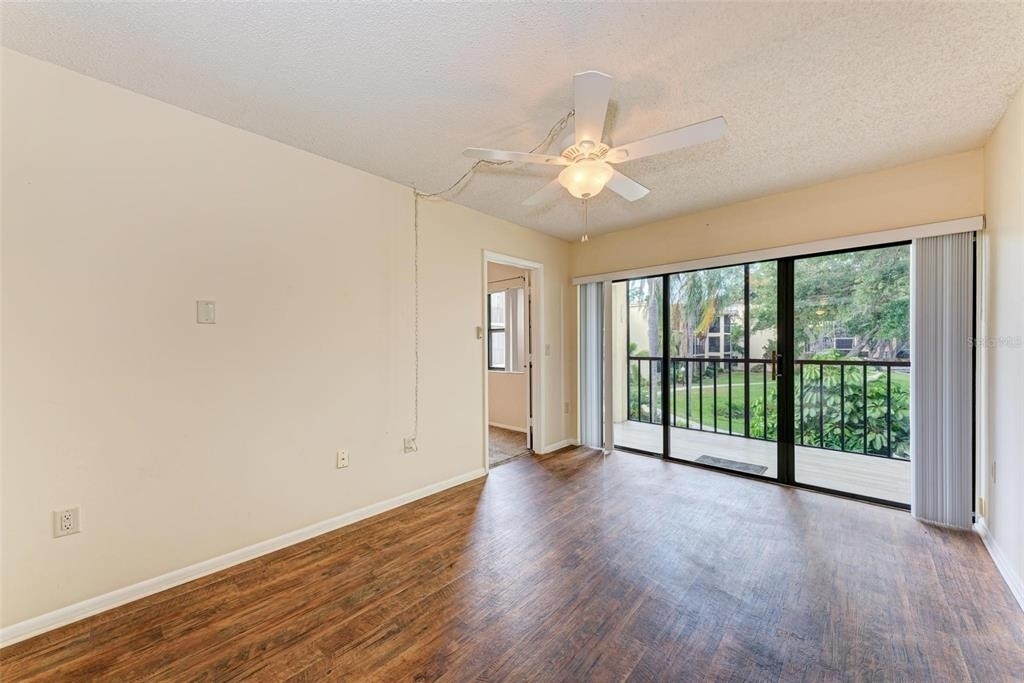 305 30th Avenue W - Photo 16