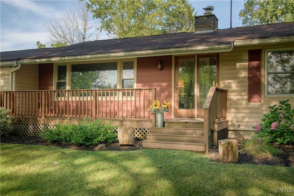 1919 W Lake Road - Photo 1