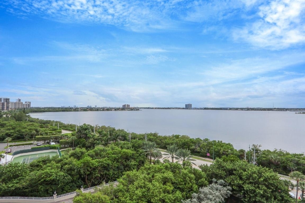 5380 N Ocean Drive - Photo 35