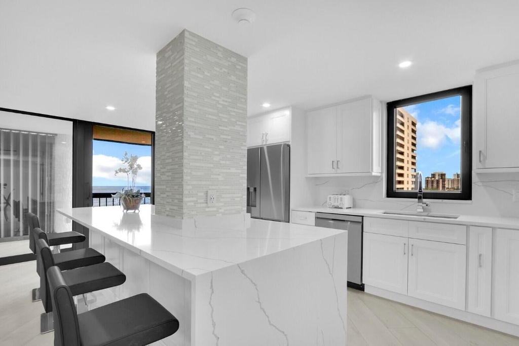 5380 N Ocean Drive - Photo 16