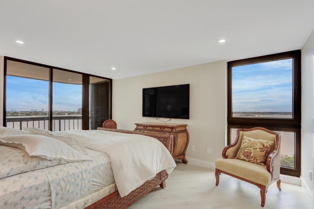 5380 N Ocean Drive - Photo 28