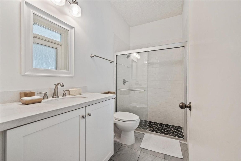 2585 Sheltingham Drive - Photo 23