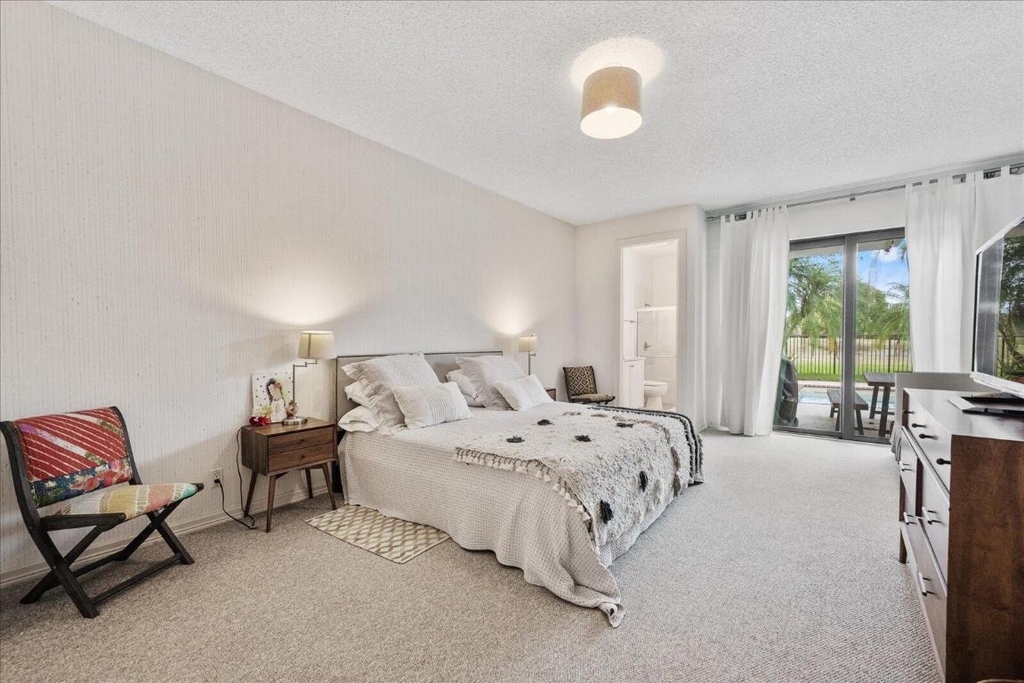 2585 Sheltingham Drive - Photo 18