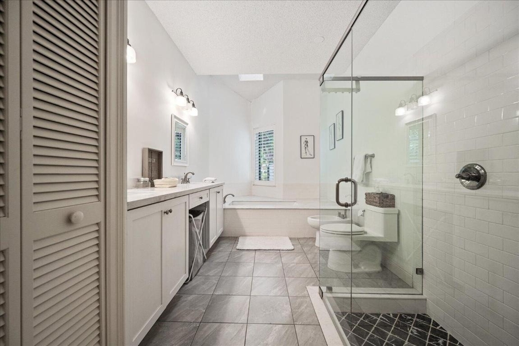 2585 Sheltingham Drive - Photo 22