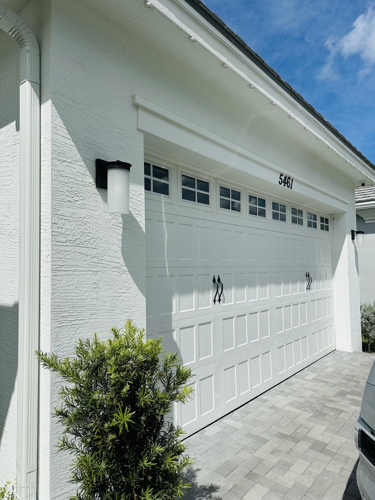 5461 Pecan Drive - Photo 1