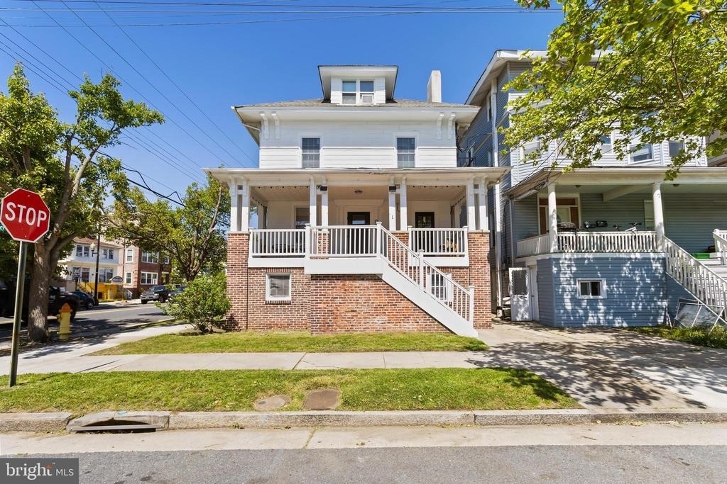1 S Delancy Place - Photo 0
