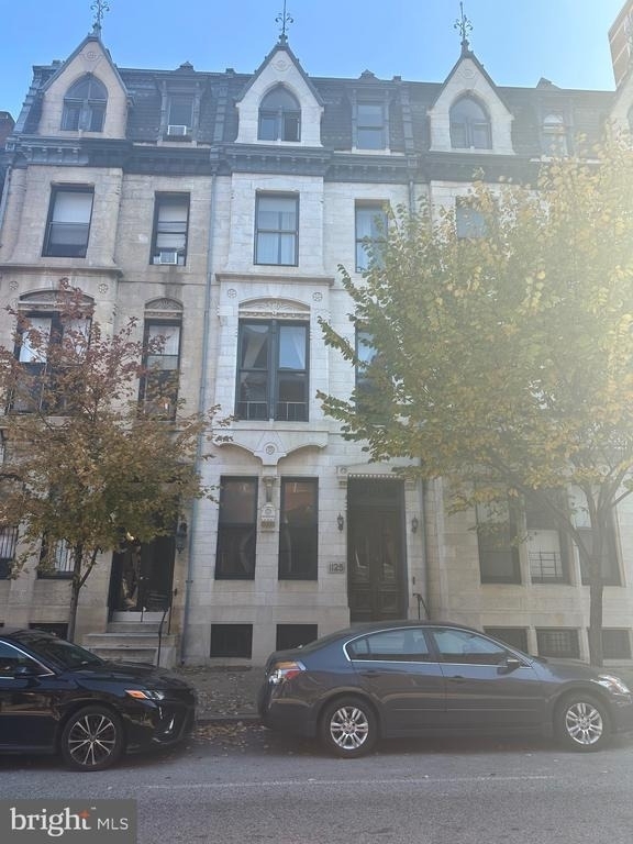 1125 Saint Paul Street - Photo 9