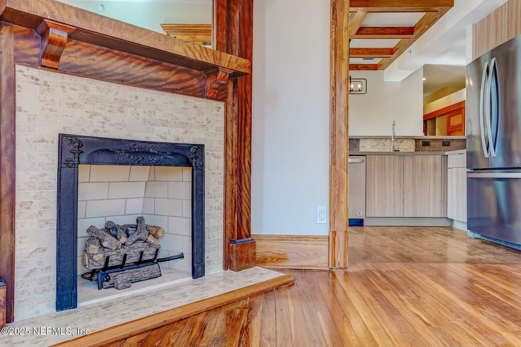 122 E Duval Street - Photo 8