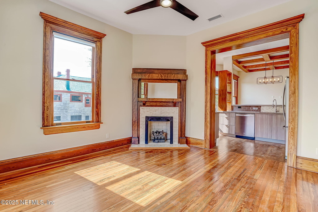 122 E Duval Street - Photo 6